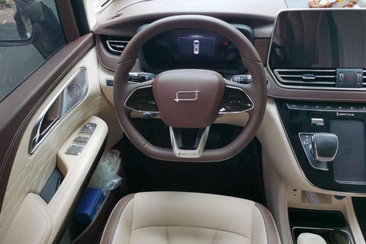 Used Bestune M9 2023 2.0T Ultimate Edition Steering Wheel
