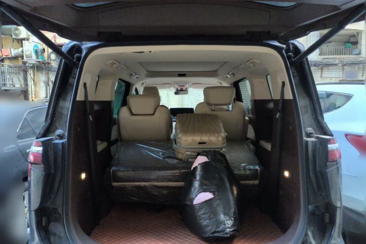 Used Bestune M9 2023 2.0T Ultimate Edition Trunk