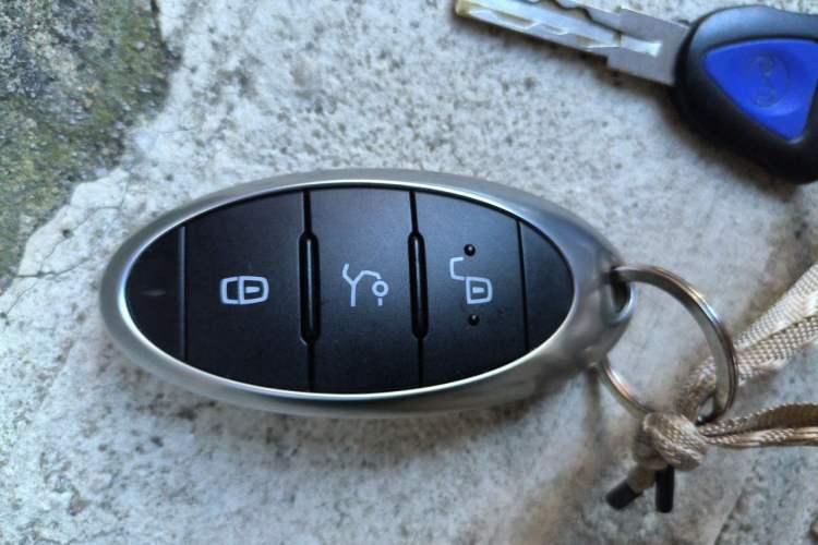 Used Bestune M9 2023 2.0T Ultimate Edition Vehicle Key