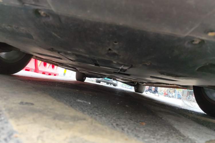 Used Bestune M9 2023 2.0T Ultimate Edition Chassis Front