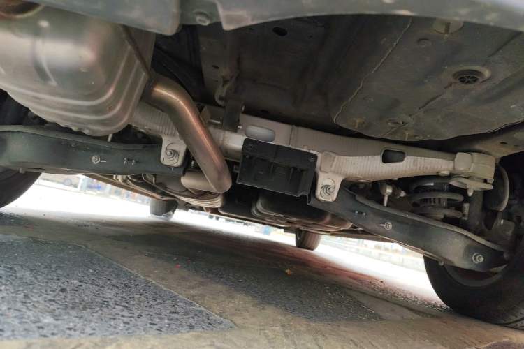 Used Bestune M9 2023 2.0T Ultimate Edition Chassis Rear