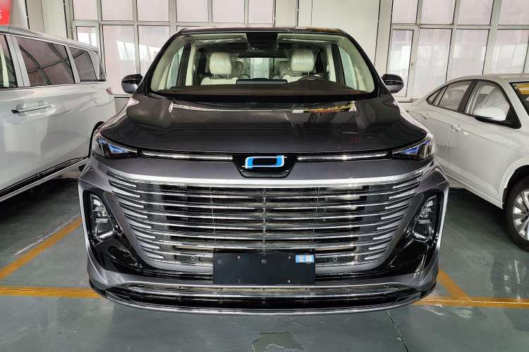 Used Bestune M9 2023 2.0T Ultimate Edition Exterior 1