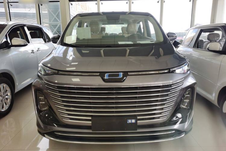 Used Bestune M9 2023 2.0T Prestige Edition Front