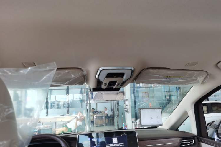 Used Bestune M9 2023 2.0T Prestige Edition Headliner