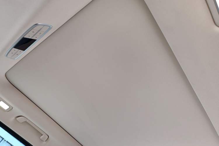 Used Bestune M9 2023 2.0T Ultimate Edition Headliner