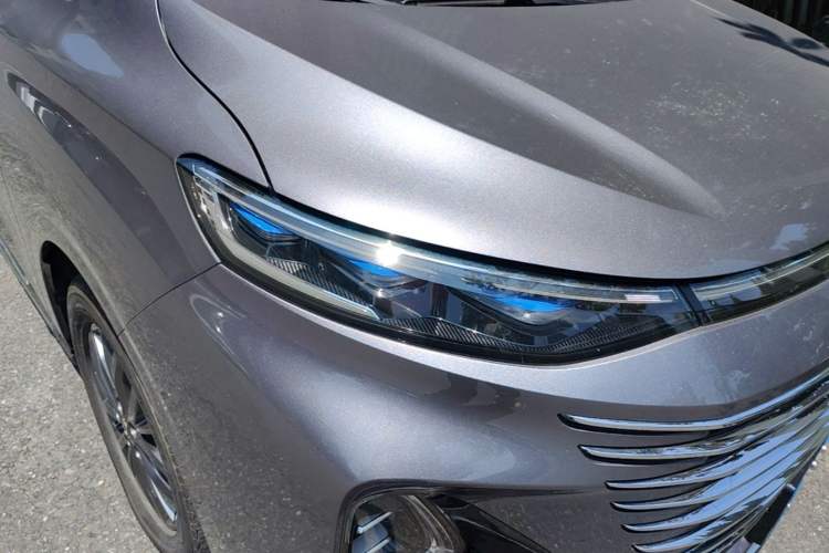 Used Bestune M9 2023 2.0T Ultimate Edition Right Front Headlight