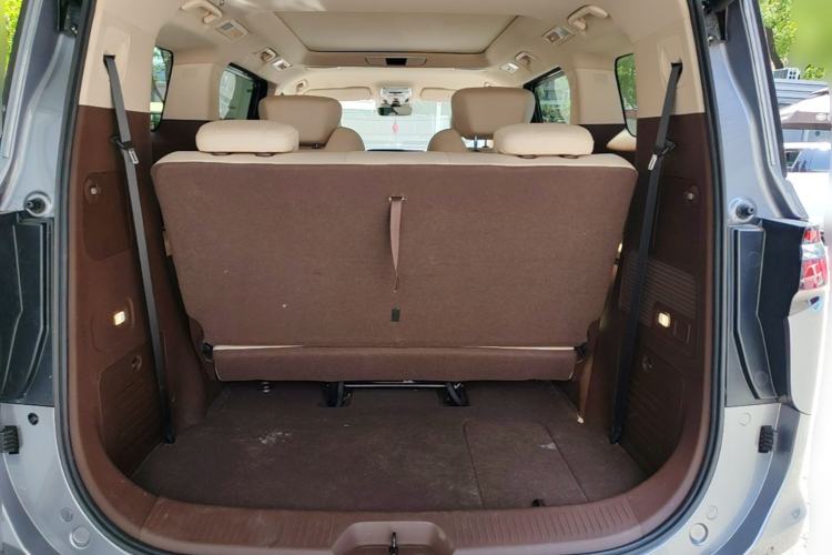 Used Bestune M9 2023 2.0T Ultimate Edition Trunk