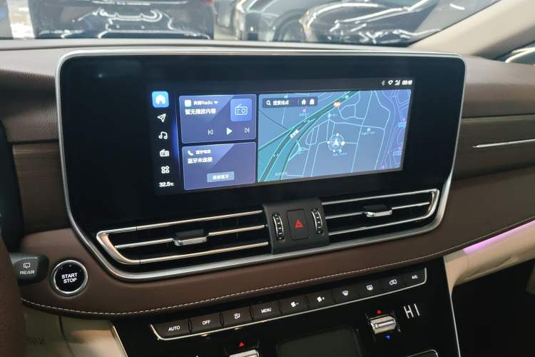 Used Bestune M9 2023 2.0T Ultimate Edition Audio And AC Panel