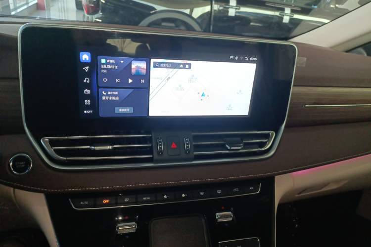 Used Bestune M9 2023 2.0T Ultimate Edition Audio And AC Panel