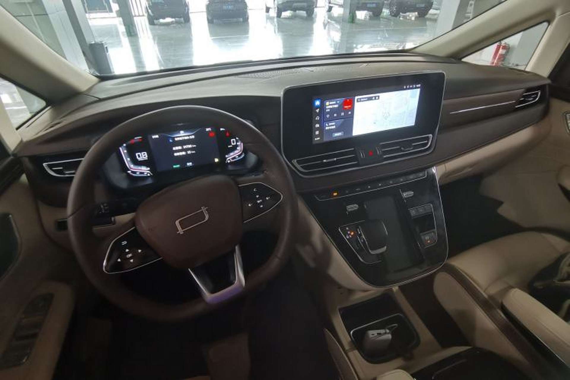 Used Bestune M9 2023 2.0T Ultimate Edition Center Console