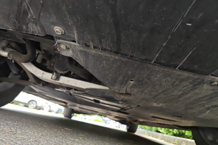Used Bestune M9 2023 2.0T Ultimate Edition Chassis Front