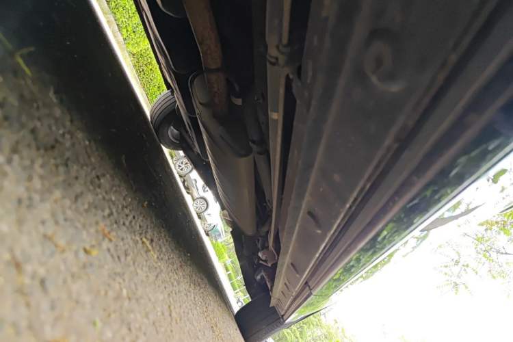 Used Bestune M9 2023 2.0T Ultimate Edition Chassis Front Left