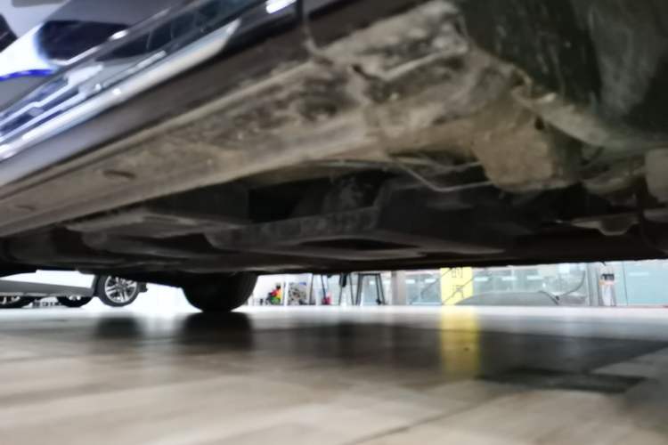 Used Bestune M9 2023 2.0T Prestige Edition Chassis Front Right