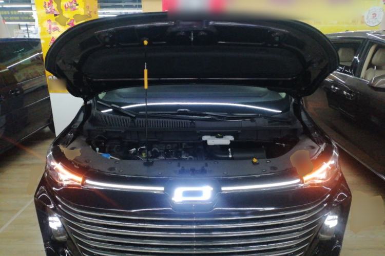 Used Bestune M9 2023 2.0T Ultimate Edition Engine Bay
