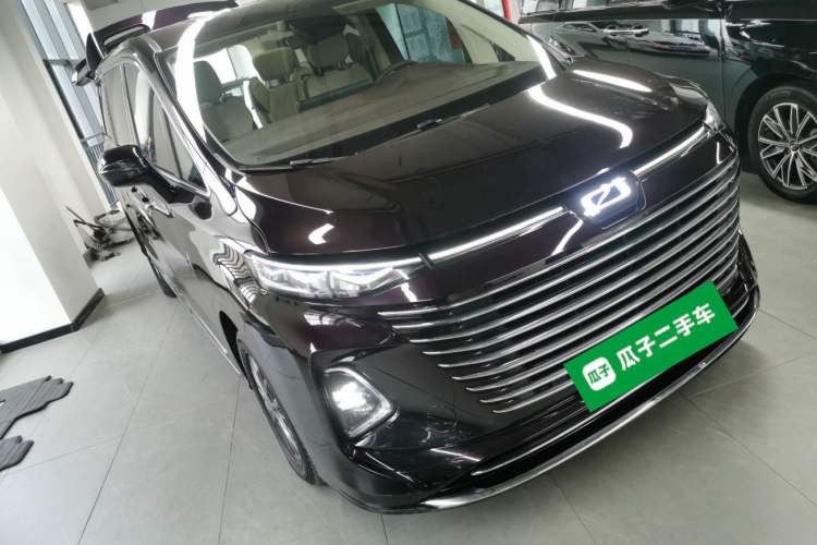 Used Bestune M9 2023 2.0T Prestige Edition Exterior 1