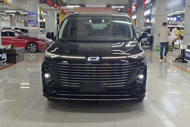 Used Bestune M9 2023 2.0T Ultimate Edition Exterior 1