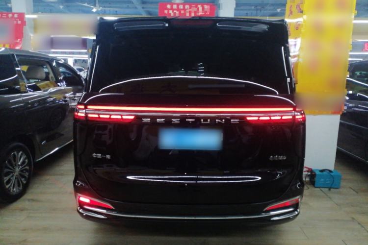 Used Bestune M9 2023 2.0T Ultimate Edition Exterior 4