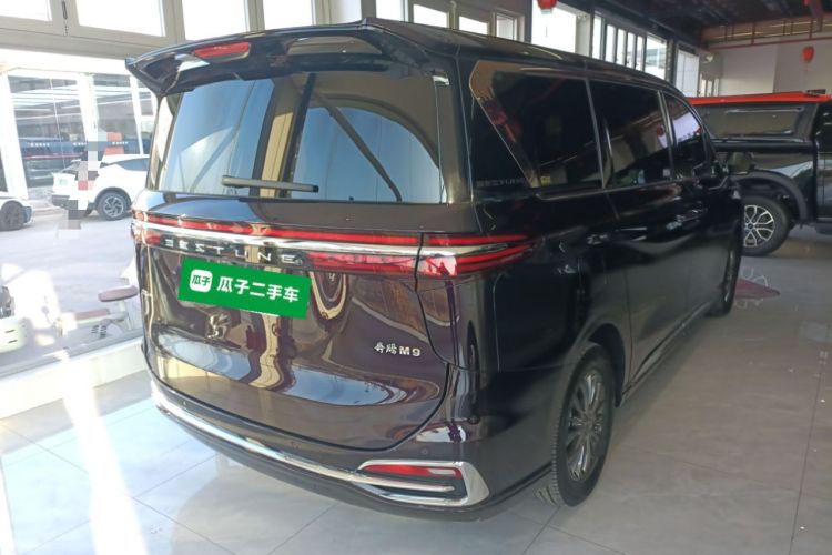 Used Bestune M9 2023 2.0T Ultimate Edition Exterior 5