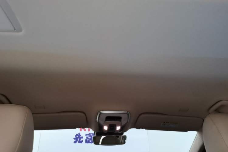 Used Bestune M9 2023 2.0T Prestige Edition Headliner