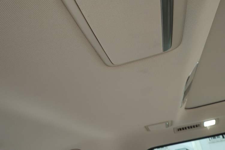 Used Bestune M9 2023 2.0T Ultimate Edition Headliner
