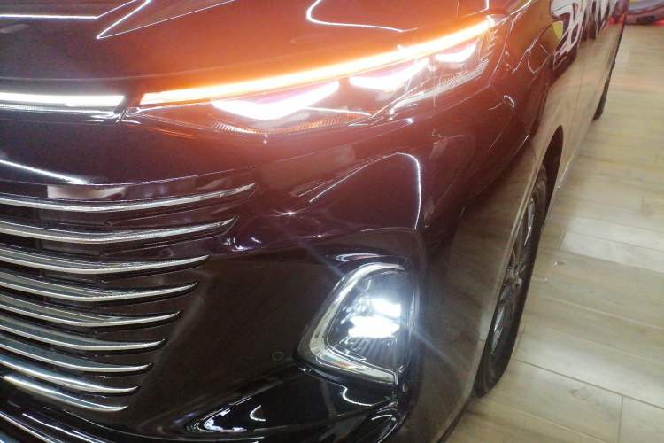 Used Bestune M9 2023 2.0T Ultimate Edition Left Front Headlight