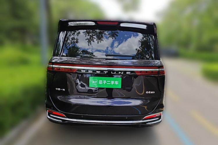 Used Bestune M9 2023 2.0T Ultimate Edition Rear