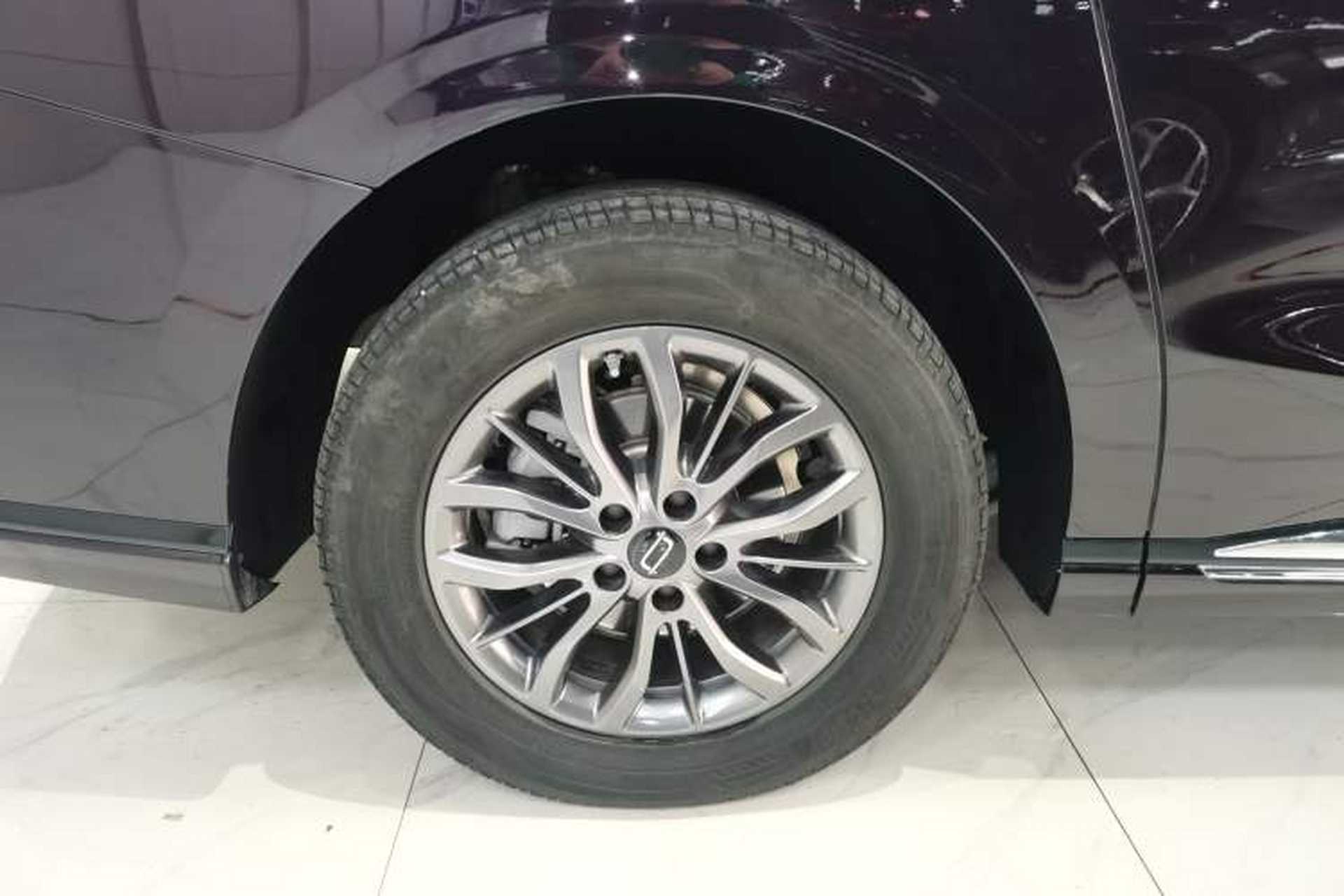 Used Bestune M9 2023 2.0T Ultimate Edition Right Rear Wheel Hub