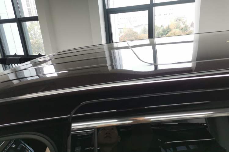 Used Bestune M9 2023 2.0T Prestige Edition Roof