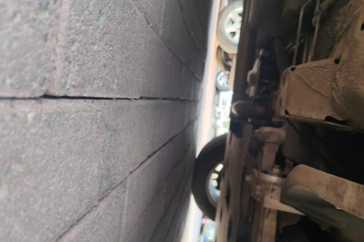 Used Bestune M9 2023 2.0T Prestige Edition Chassis Front Right