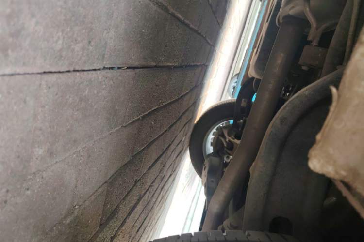 Used Bestune M9 2023 2.0T Prestige Edition Chassis Rear Left