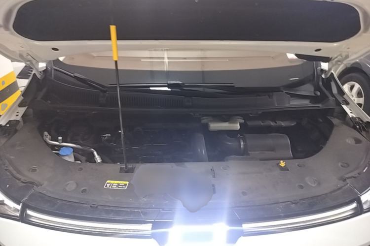 Used Bestune M9 2023 2.0T Ultimate Edition Engine Bay