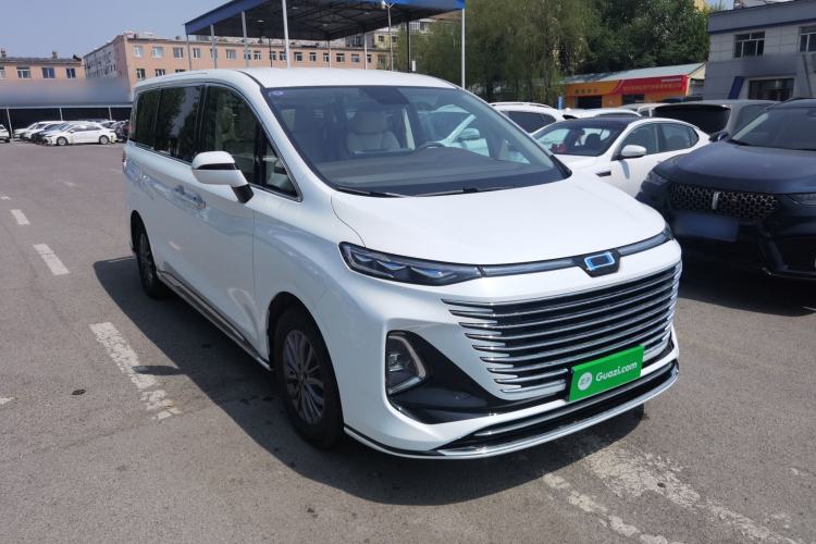 Used Bestune M9 2023 2.0T Prestige Edition Exterior 1