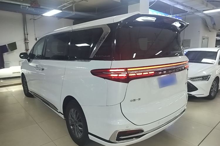 Used Bestune M9 2023 2.0T Ultimate Edition Exterior 2