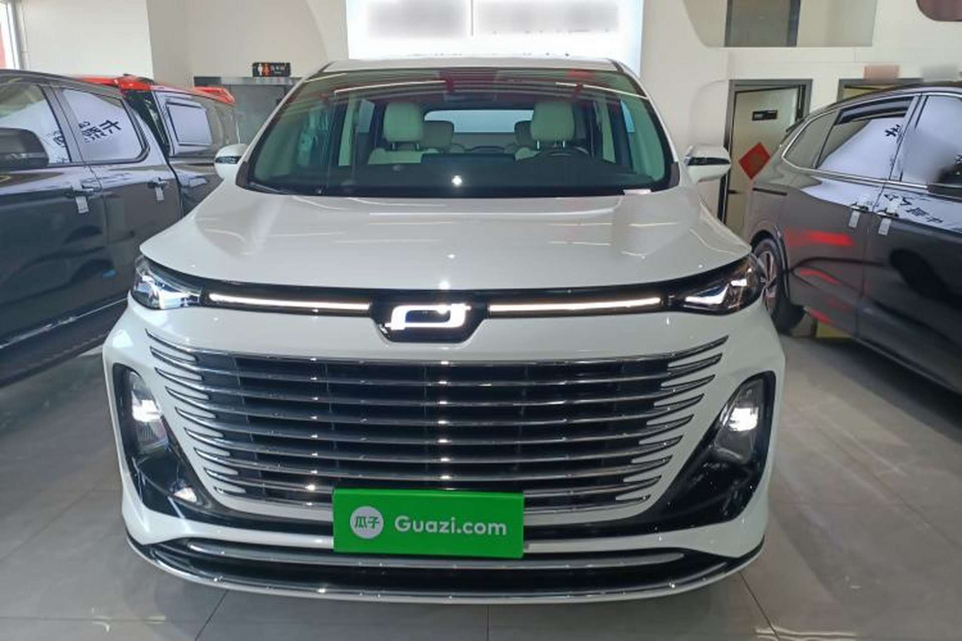 Used Bestune M9 2023 2.0T Prestige Edition Front