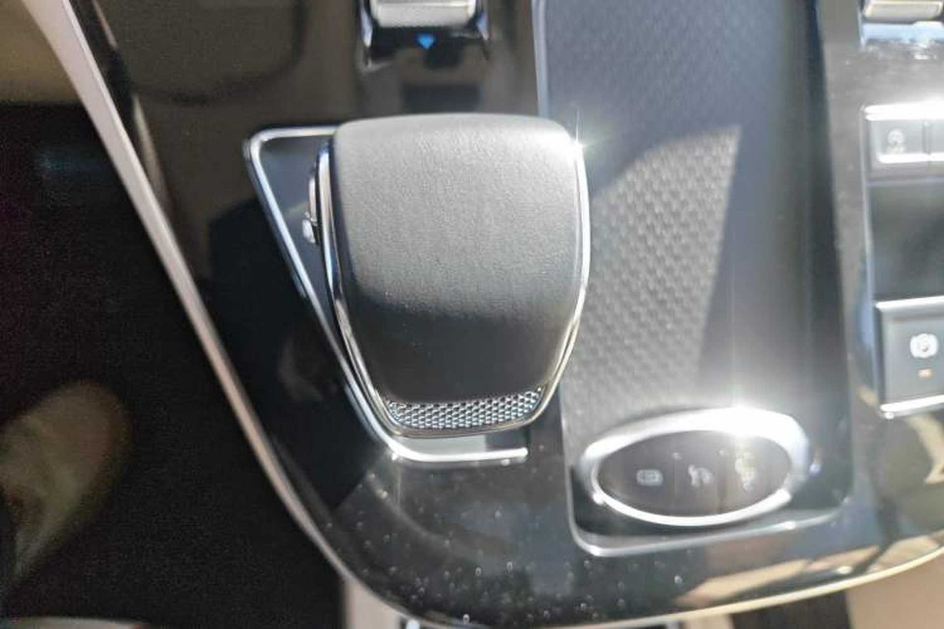 Used Bestune M9 2023 2.0T Prestige Edition Gear Lever