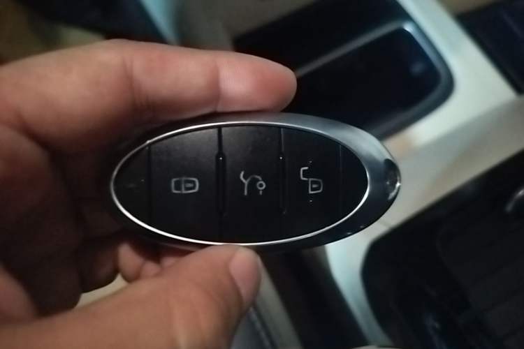 Used Bestune M9 2023 2.0T Ultimate Edition Interior 1