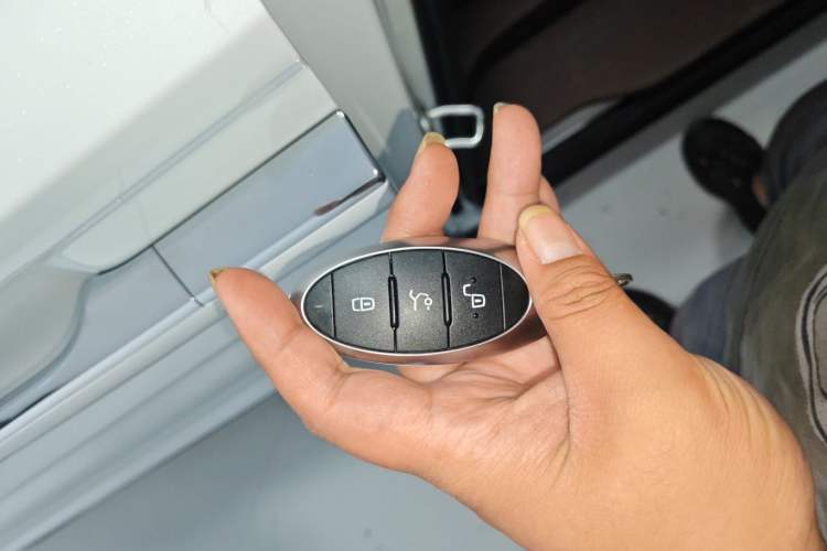 Used Bestune M9 2023 2.0T Prestige Edition Interior 1