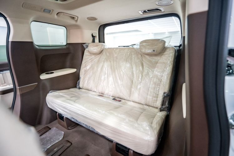 Used Bestune M9 2023 2.0T Prestige Edition Interior 8