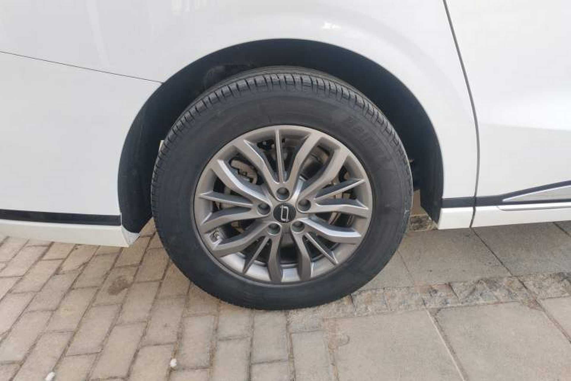 Used Bestune M9 2023 2.0T Prestige Edition Right Rear Wheel Hub