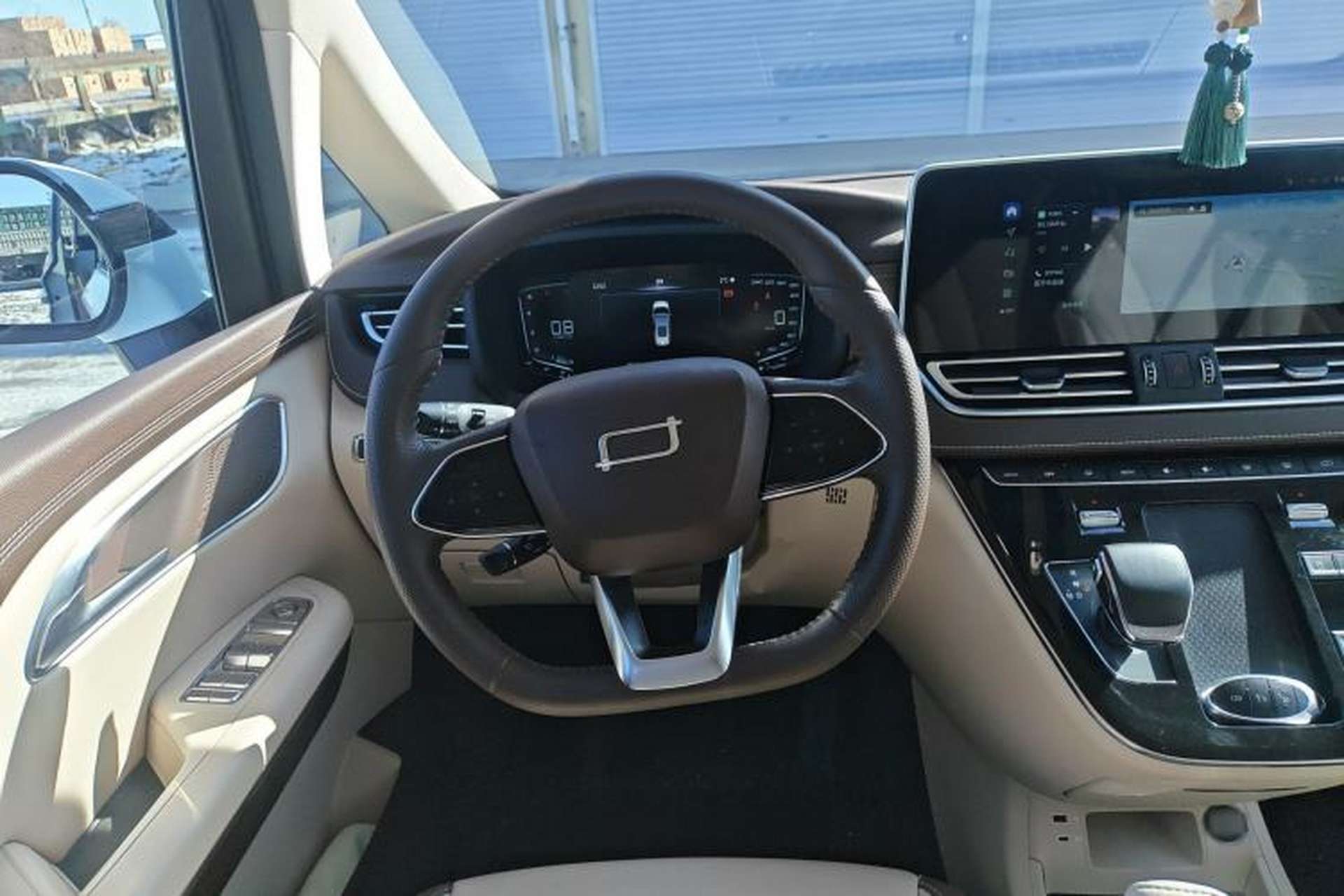Used Bestune M9 2023 2.0T Prestige Edition Steering Wheel