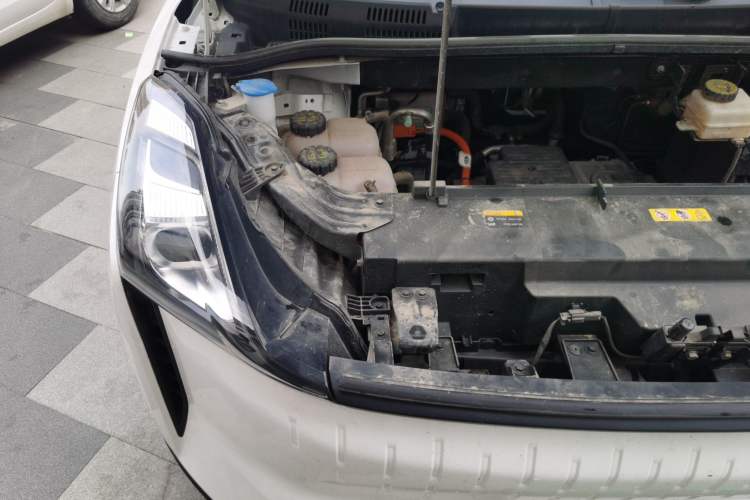 Used Bestune NAT 2023 PRO Comfortable Travel Battery-Swap Version 401km Engine Bay Right