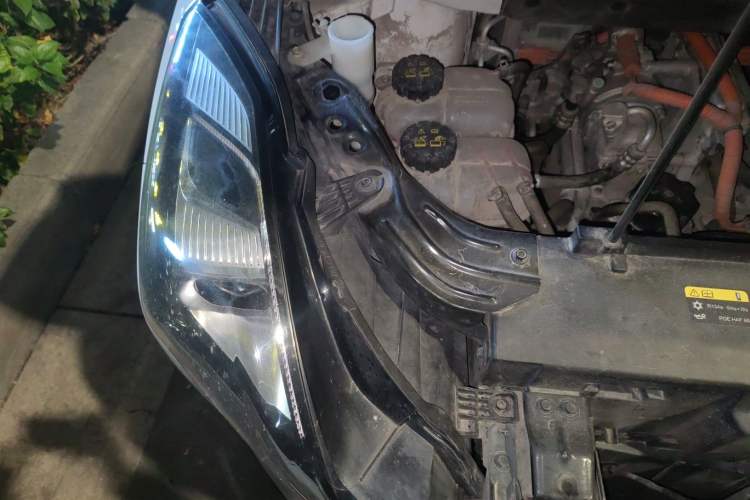 Used Bestune NAT 2022 Comfort Travel Version 100kW 419km Engine Bay Right