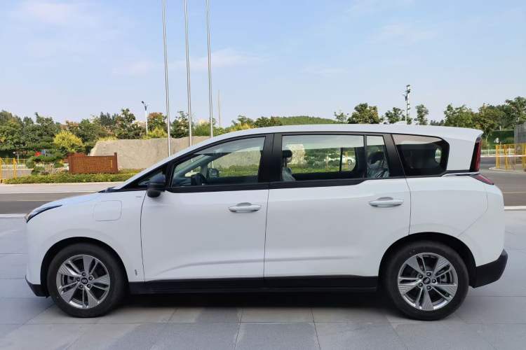 Used Bestune NAT 2022 Comfortable Travel Battery-Swap Version 100kW 401km Exterior 3