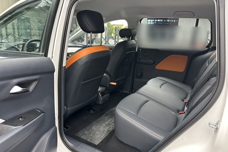 Used Bestune NAT 2023 PRO Comfortable Travel Battery-Swap Version 401km Interior 2