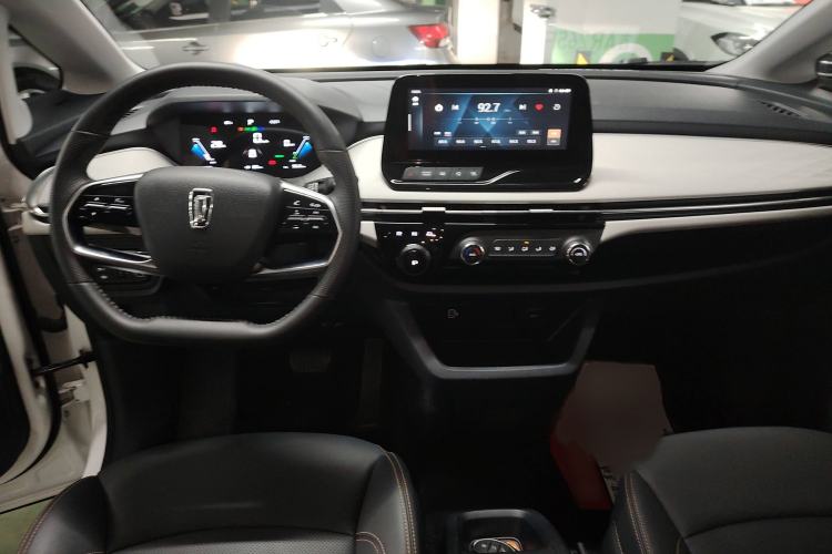 Used Bestune NAT 2023 PRO Comfort Travel Edition 419km Interior 2