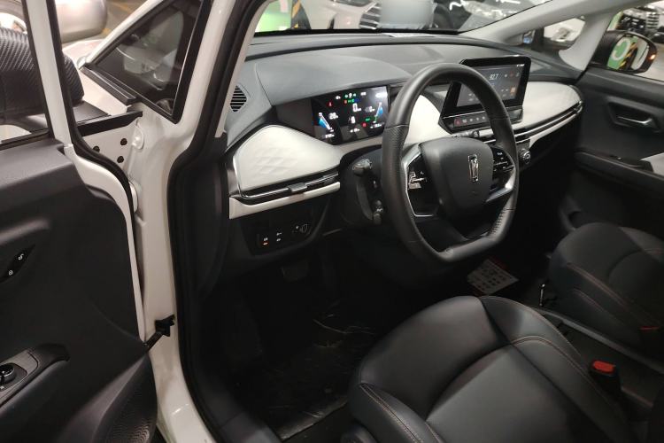 Used Bestune NAT 2023 PRO Comfort Travel Edition 419km Interior 3