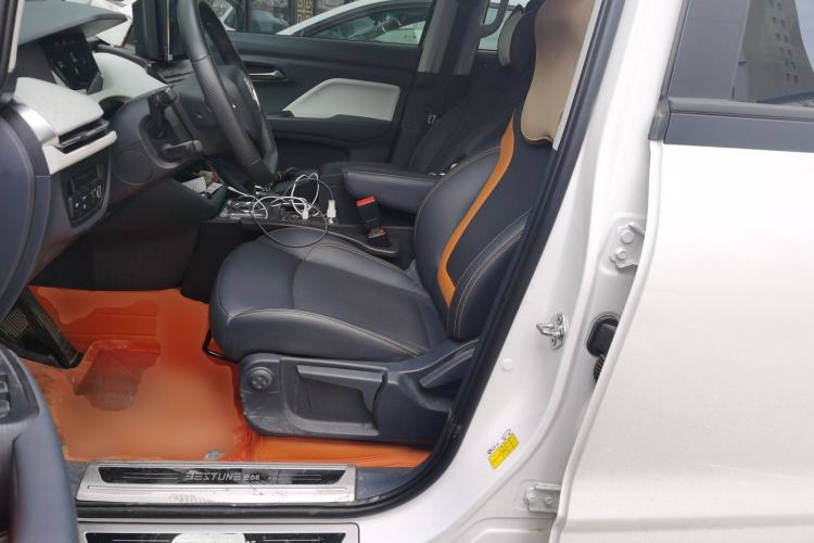 Used Bestune NAT 2023 PRO Comfortable Travel Battery-Swap Version 401km Left Front Seat