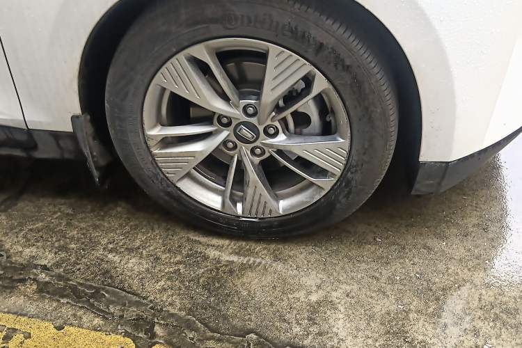 Used Bestune NAT 2022 Enjoy Travel Edition 100kW 425km Right Front Wheel Hub