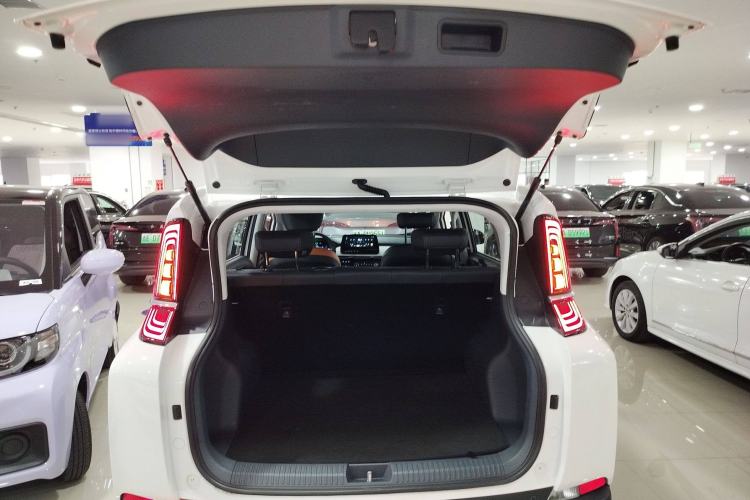 Used Bestune NAT 2023 PRO Comfort Travel Edition 419km Trunk