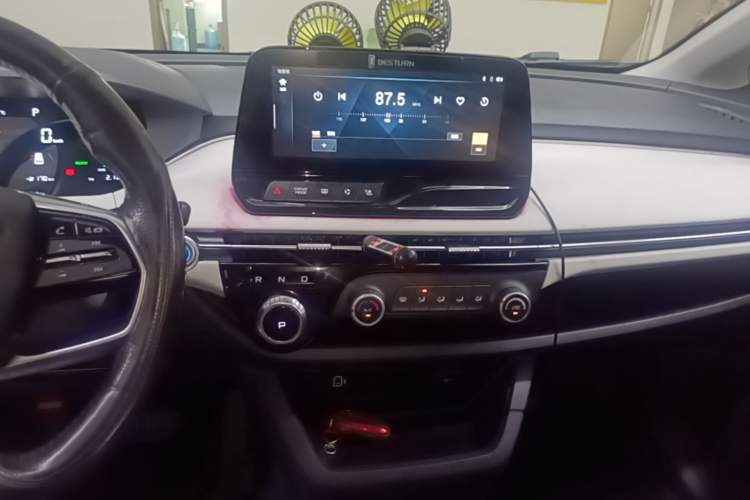 Used Bestune NAT 2021 Ride-Hailing Version Audio And AC Panel